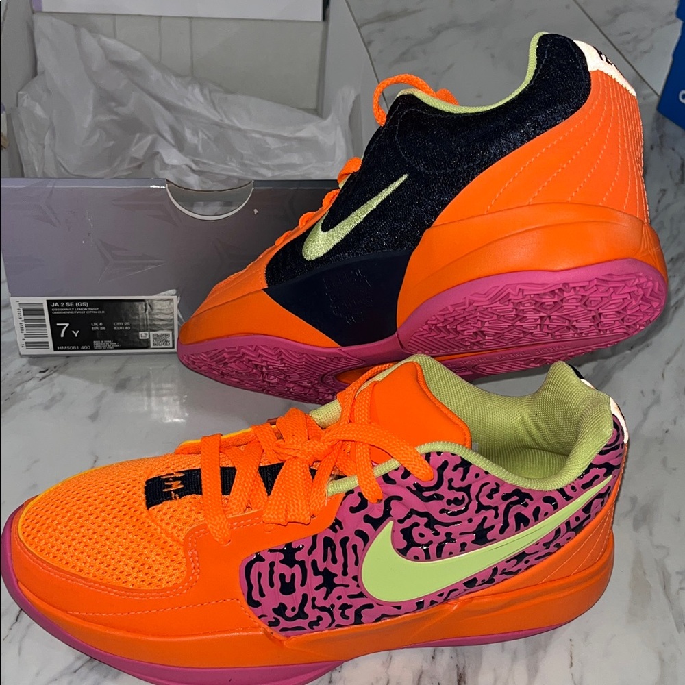 NWT (7Y/8.5W) Ja 2 GS
